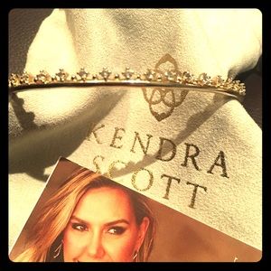 Kendra Scott bracelet